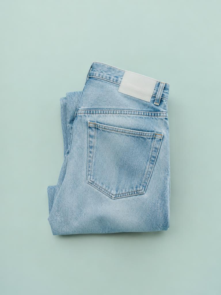Baggy Light Wash Jeans